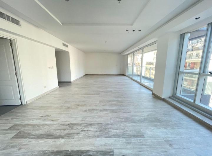 Departamento · 190m² · 5 Ambientes · 1 Cochera