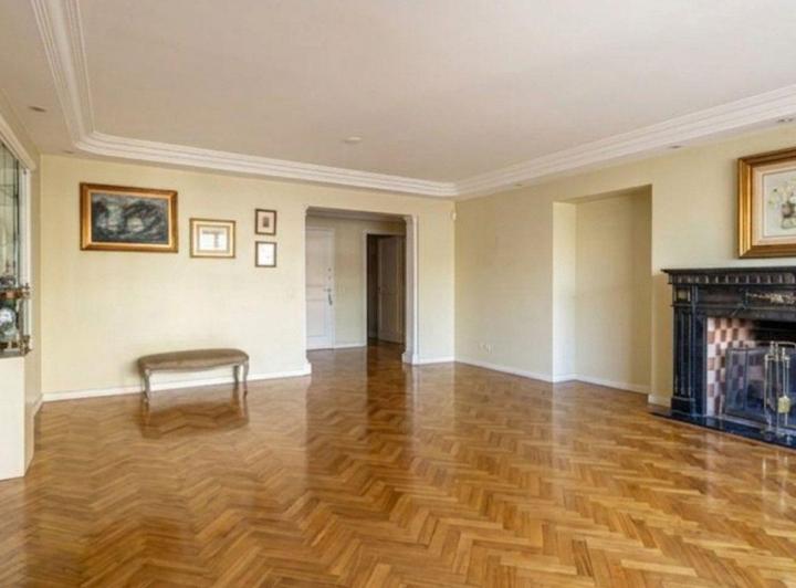 Departamento · 424m² · 8 Ambientes · 2 Cocheras