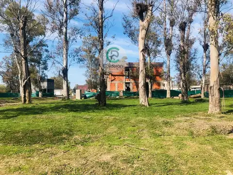 Terreno en Venta en Álvarez Del Bosque, Countries y Barrios Cerrados en Moreno