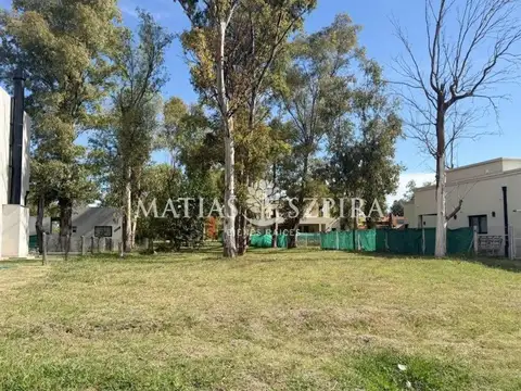Terreno en Venta en Alvarez Del Bosque, Countries y Barrios Cerrados en Moreno
