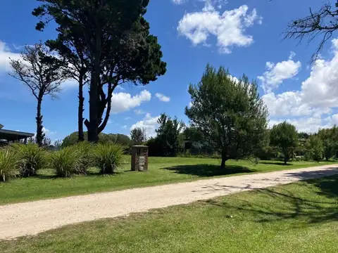 Terreno en Venta en Barrancas De San Benito, Barrio Chapadmalal