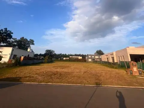 Terreno en Venta en Monet Barrio Privado, Countries y Barrios Cerrados en Campana