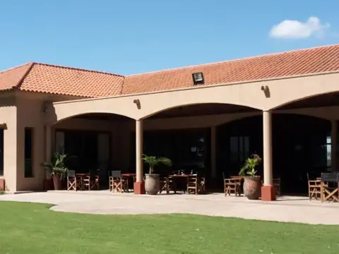 Terreno en Venta en San Lucas, Canning