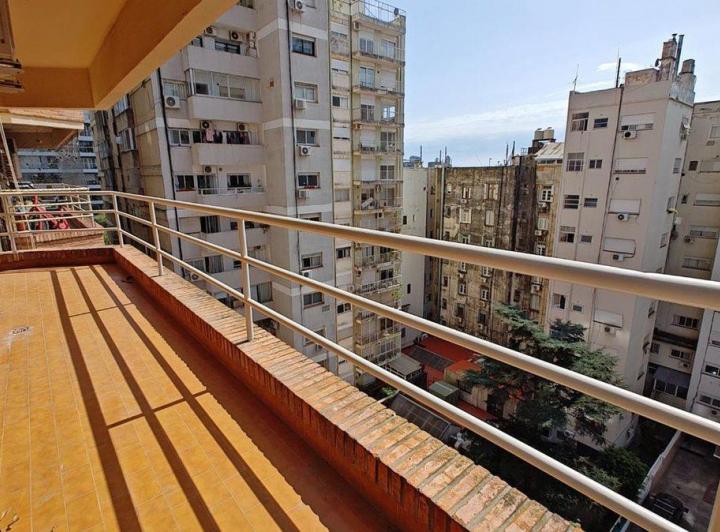 Departamento · 107m² · 5 Ambientes · 1 Cochera