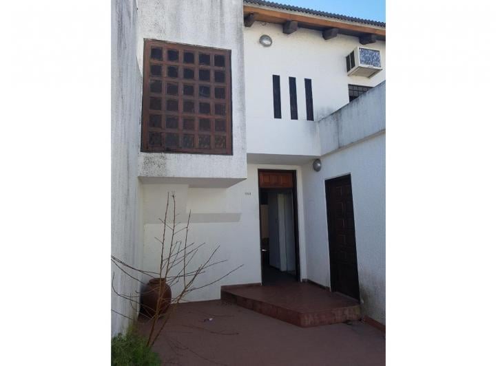Casa · 250m² · 4 Ambientes