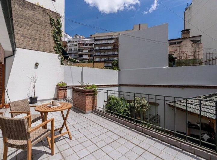 Casa · 260m² · 5 Ambientes · 1 Cochera