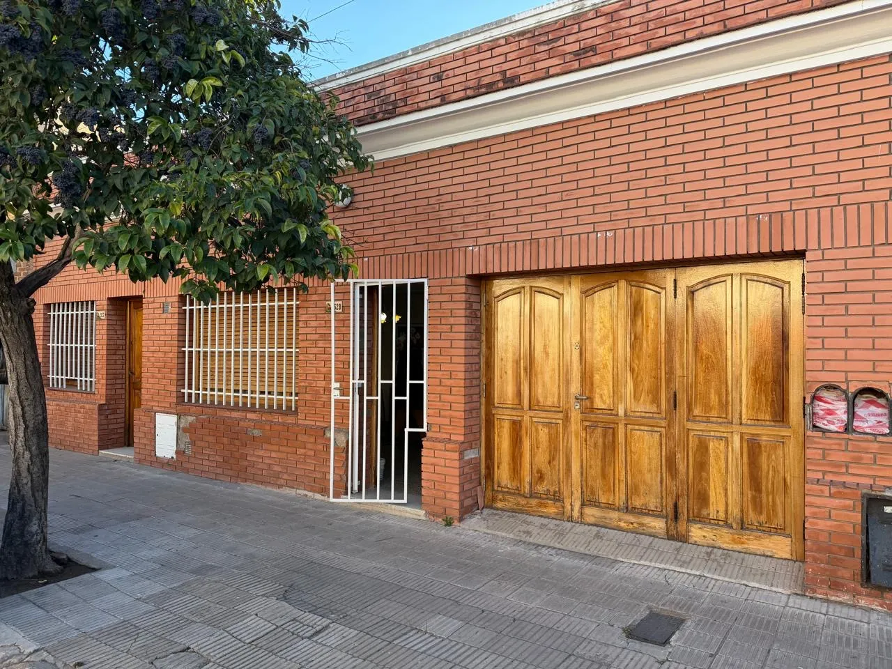 EXC. ALTERNATIVA! CASA + DEPTO. B• Alberdi