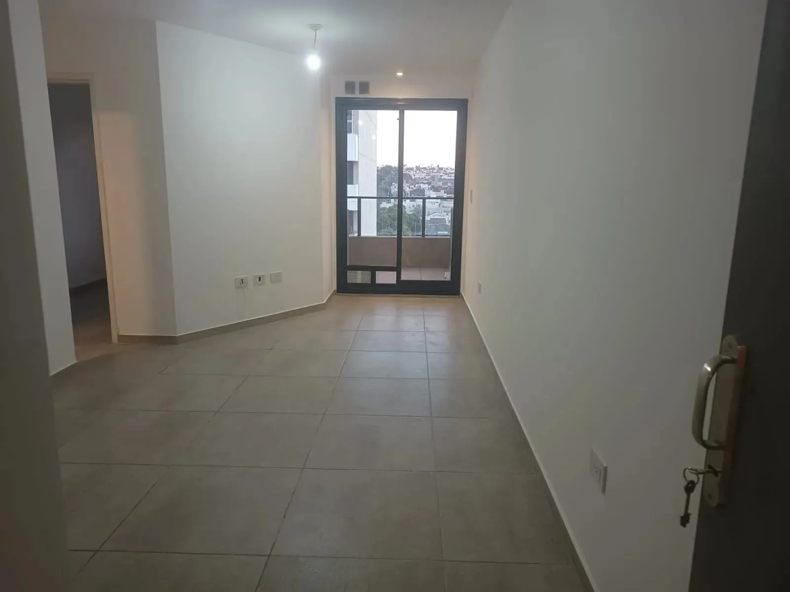 ALQUILER DE DEPARTAMENTO EN BARRIO GENERAL PAZ - UN DORM.