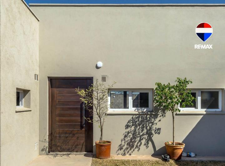 Casa · 107m² · 3 Ambientes · 1 Cochera