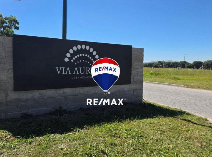 Terreno · 324m²