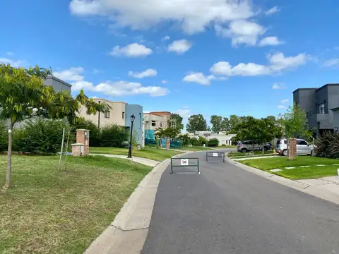 Terreno en Venta en Pilar del Este - Santa Elena, Countries y Barrios Cerrados en Pilar