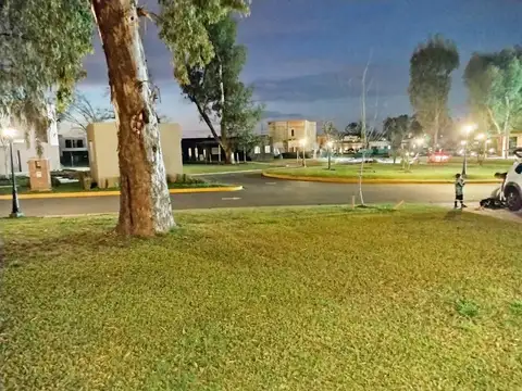 Terreno en Venta en Pilar del Este - Santa Elena, Countries y Barrios Cerrados en Pilar
