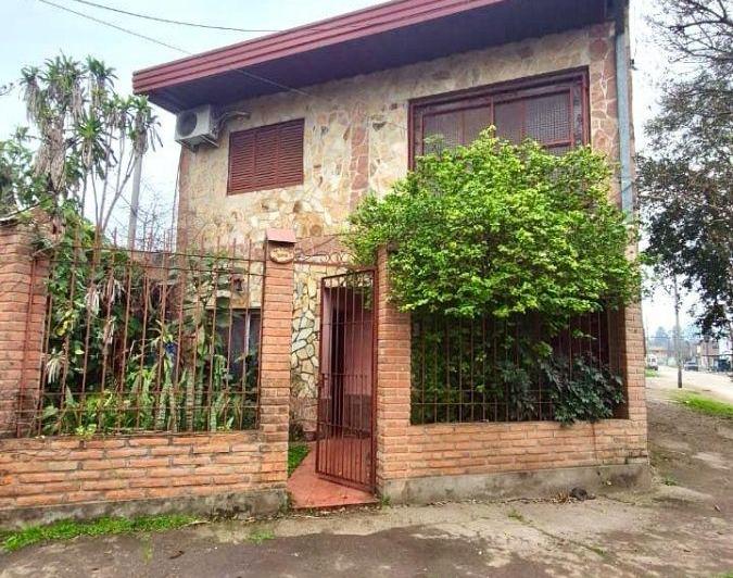 Casa · 190m² · 6 Ambientes · 1 Cochera