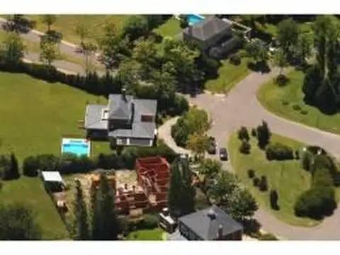 Terreno en Venta en Pilar del Este - Santa Elena, Countries y Barrios Cerrados en Pilar