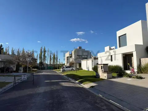 Terreno en Venta en Manuel B Gonnet, Partido de La Plata