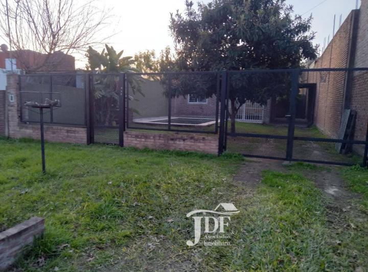 Casa · 90m² · 3 Ambientes · 1 Cochera