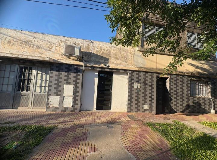 Casa · 225m² · 5 Ambientes · 1 Cochera