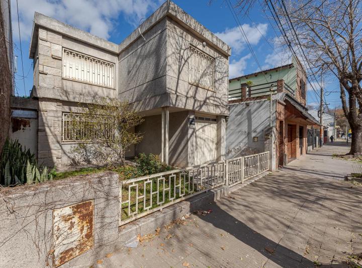 Casa · 177m² · 5 Ambientes · 1 Cochera