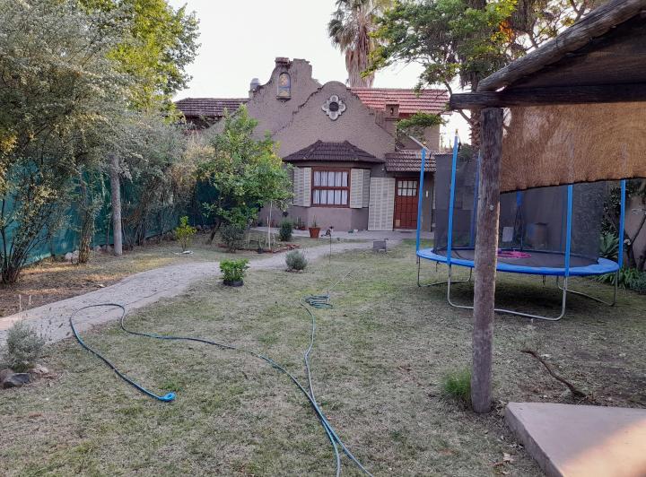 Casa · 180m² · 3 Dormitorios
