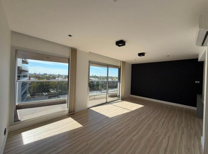 Departamento · 90m² · 4 Ambientes · 1 Cochera