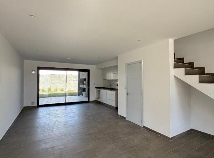 Casa · 105m² · 3 Ambientes · 1 Cochera