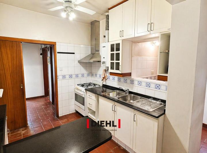Casa · 145m² · 3 Ambientes · 1 Cochera