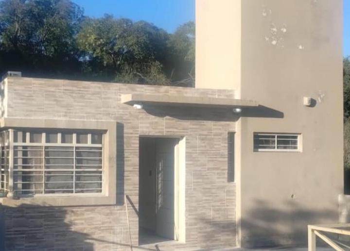 Casa · 100m² · 4 Ambientes · 1 Cochera
