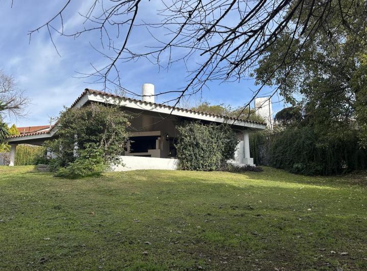 Casa · 114m² · 4 Ambientes · 1 Cochera