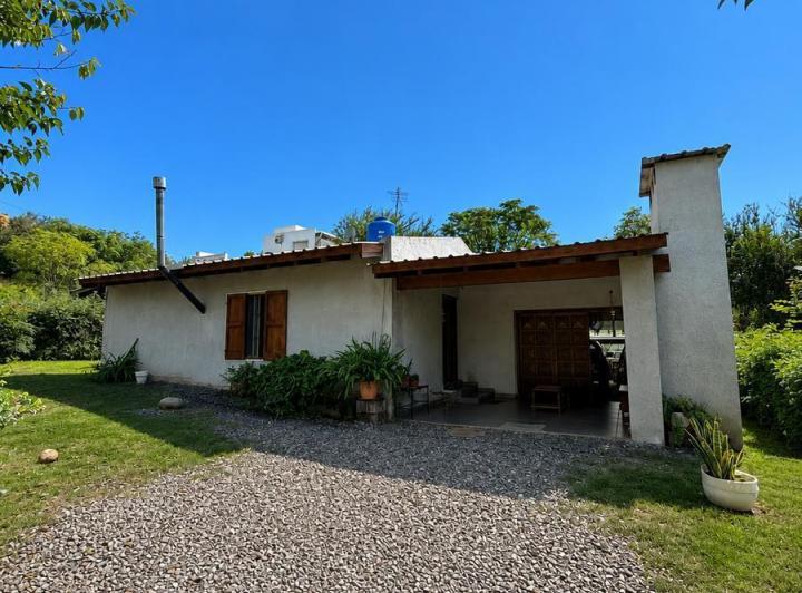Casa · 214m² · 3 Dormitorios · 1 Cochera