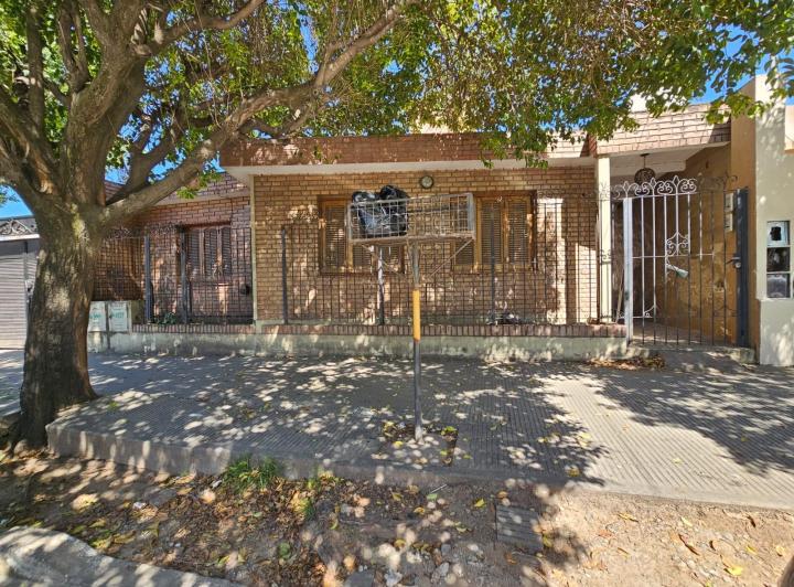 Casa · 153m² · 4 Dormitorios