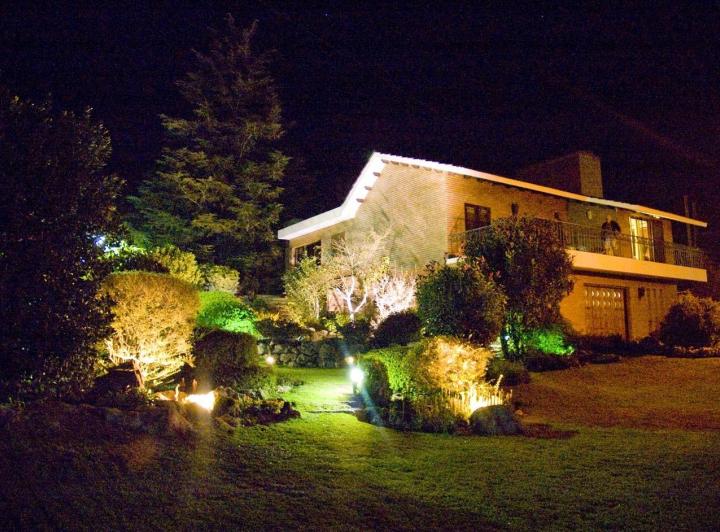 Casa · 300m² · 3 Ambientes · 2 Cocheras