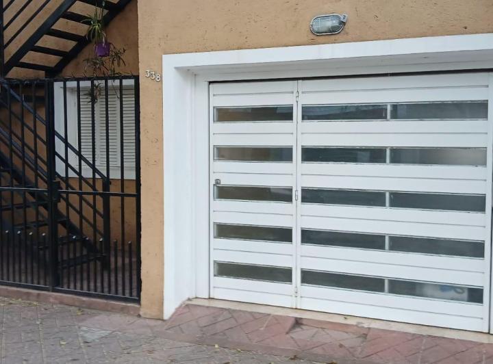Casa · 100m² · 6 Ambientes · 1 Cochera