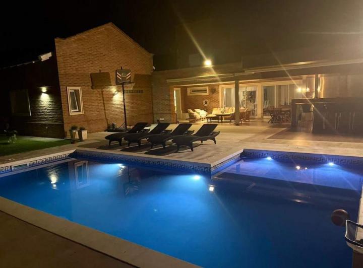 Casa · 500m² · 11 Ambientes