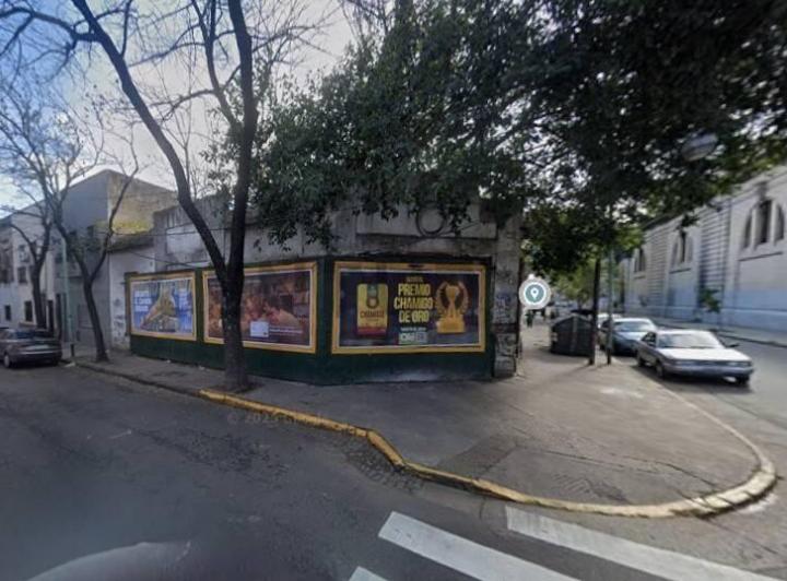 Terreno · 267m²