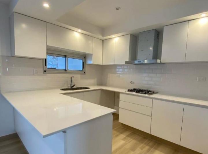 Departamento · 180m² · 3 Ambientes
