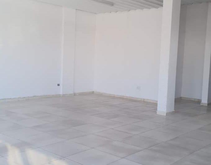 Local comercial · 80m² · 2 Ambientes