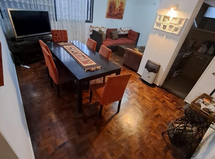 Departamento · 84m² · 5 Ambientes · 1 Cochera