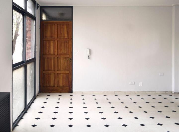 Departamento · 80m² · 7 Ambientes