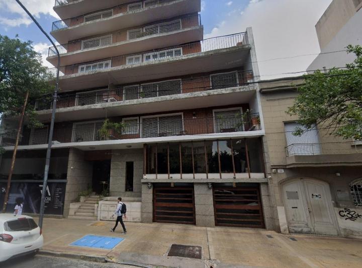 Departamento · 180m² · 7 Ambientes · 1 Cochera
