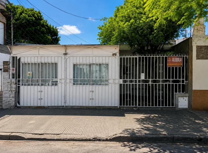 Casa · 120m² · 6 Ambientes · 1 Cochera