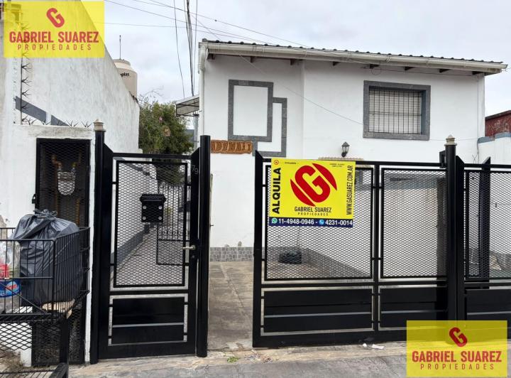 Casa · 65m² · 2 Ambientes · 1 Cochera