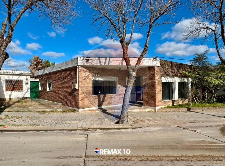 Casa · 173m² · 7 Ambientes · 1 Cochera