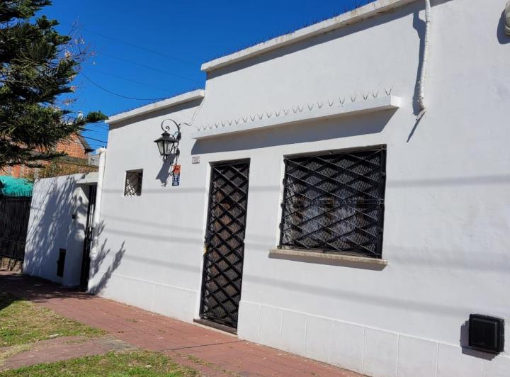 Casa · 100m² · 3 Ambientes · 1 Cochera