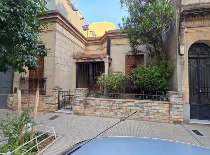 Casa · 80m² · 5 Ambientes