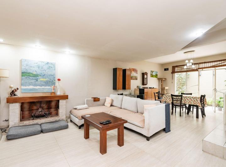 Casa · 149m² · 5 Ambientes · 1 Cochera
