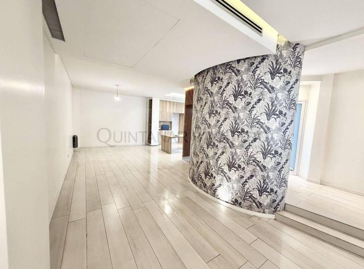 Casa · 189m² · 4 Ambientes · 1 Cochera