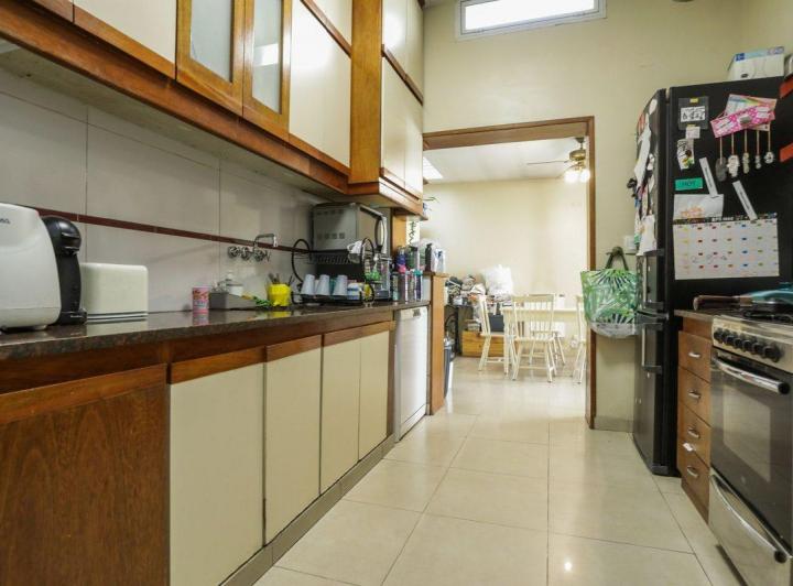 Casa · 292m² · 8 Ambientes · 1 Cochera