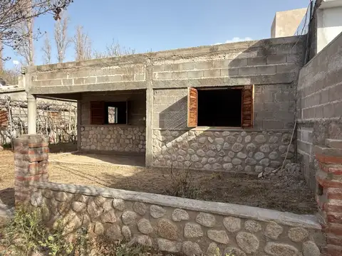 Casa en Venta en Anjullon, Castro Barros