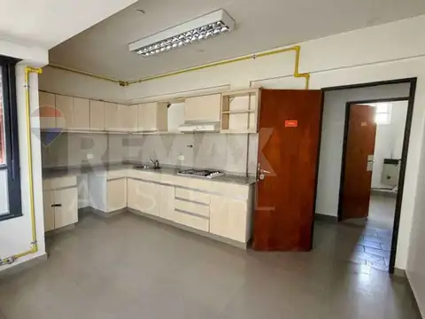 Oficina en Venta en Comodoro Rivadavia, Escalante