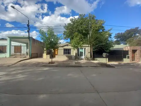 Casa en Venta en Juana Koslay, Juan Martín de Pueyrredón